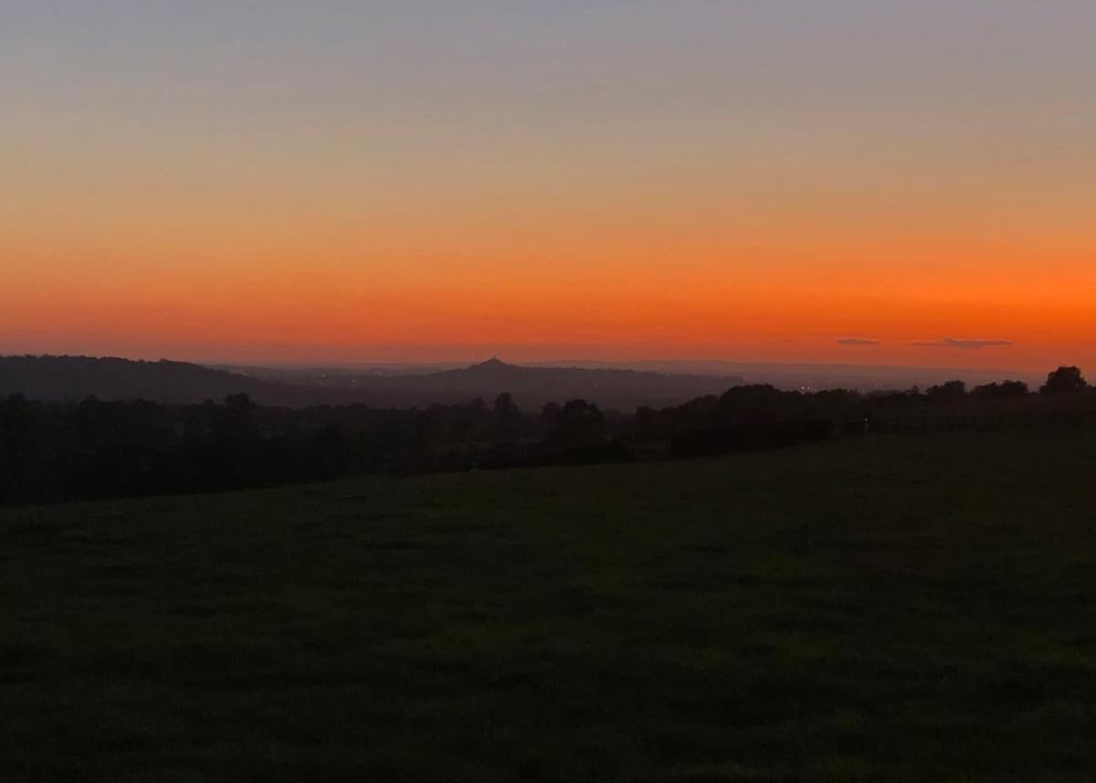 Midsomer Lodges Pilton Esterno foto